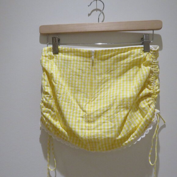 GUIZIO Gingham Ruched Side Tie Mini Skirt in Limincello Yellow Coquette Cottage - Picture 11 of 15
